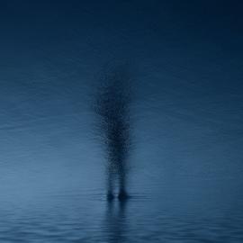 Htet T. San海边摄影