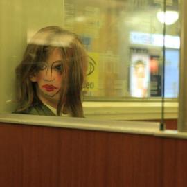 超怪异的双面女孩日常照片集