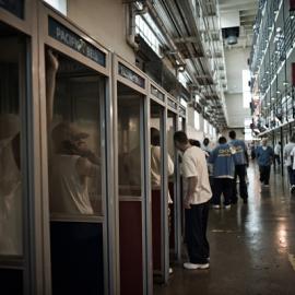 Leslie Neale摄影作品：狱中生活