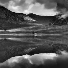 Christopher George 寂寞的黑白影像