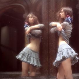 Vivienne Mok摄影作品