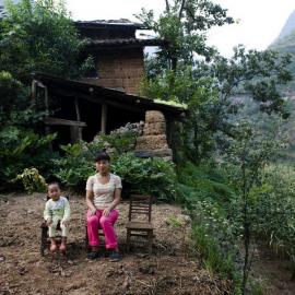 一个人、一把椅子、一个故事