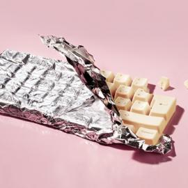 广告摄影：白巧克力键盘