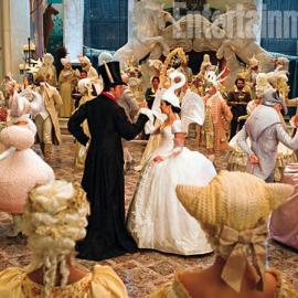 《白雪公主》大量高清华丽造型抢先看！