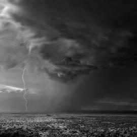 追风暴的人-Mitch Dobrowner风暴摄影