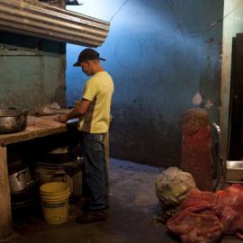 Carlos Garcia Rawlins：加拉加斯戒毒所（二）