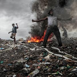 莫桑比克拾荒者