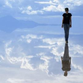 天空之镜，感受魔镜世界的魅力