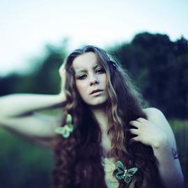 Sarah Ann Loreth：鲜活的梦想与噩梦