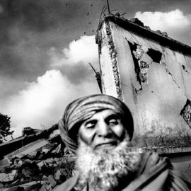 美丽哀愁的震灾摄影―Pieter Ten Hoopen