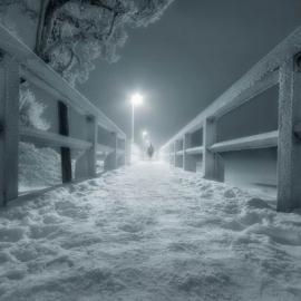将诡异不安的场景凝结―Mikko Lagerstedt
