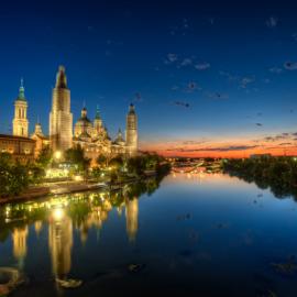 25张建筑光源的HDR摄影