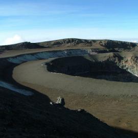 非洲之王乞力马扎罗山摄影