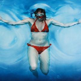 赞叹!超逼真的水下泳者绘画作品