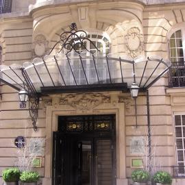 巴黎香榭丽舍广场精品酒店