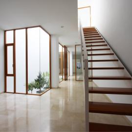 Julio Barreno：Living Around a Patio