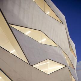 Barbosa & Guimaraes设计的沃达丰总部