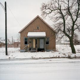 100 abandoned houses（60―80）