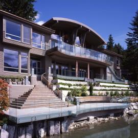 Lakeside Residence by Fook Weng Chan