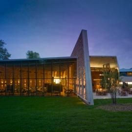 百顿狄金森公司校园中心 设计/ RMJM