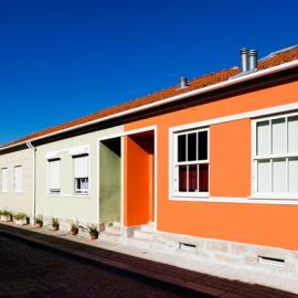 Family home : 色彩缤纷的设计