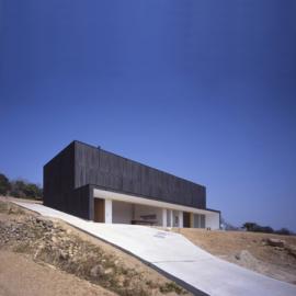 日本建筑师Tezuka 设计的山间工作室