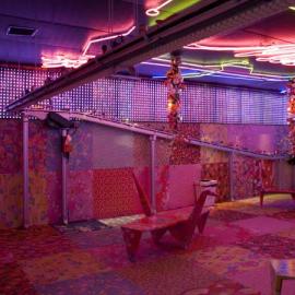 Rosenbaum设计的Melissa展示空间