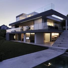 Gus Wüstemann 设计的 Feldbalz