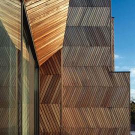 Alison Brooks 设计的人字形房子