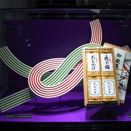 国外最新流行橱窗设计四