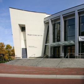 美国明尼苏达州综合大学REGIS艺术中心