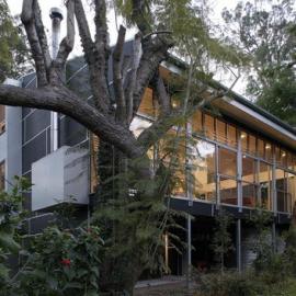 来自澳大利亚 溪谷里的小屋