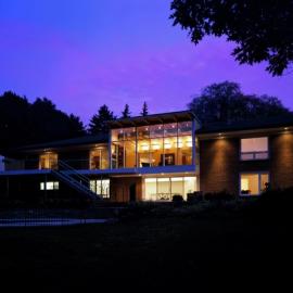 加大拿 自然爽朗的平房居室