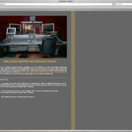 Roxy Francisco - Kurze 网页设计