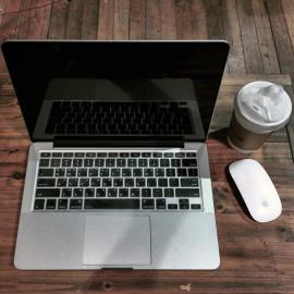 Coffee Lid 嘴唇形状的咖啡杯设计Take Kiss Out