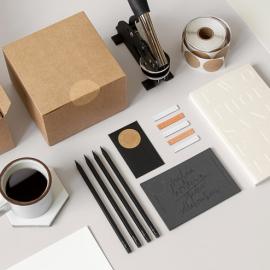 JULIA KOSTREVA 文具店视觉形象设计