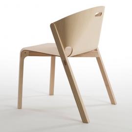 Benjamin Hubert：Pelt椅子