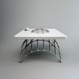 有趣的 Web 桌子 WAMHOUSE