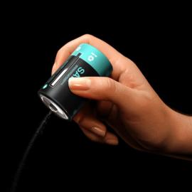 电池造型的创意调味瓶