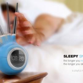 不倒翁闹钟设计（Pedro Gomes）