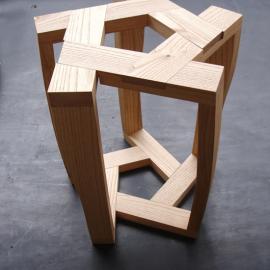 itamar burstein：五角形桌、凳子设计