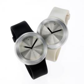 Ben McCarthy 设计的Pi Watch