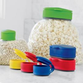 让塑料袋变成存储罐的小盖子