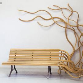 Pablo Reinoso设计攀岩的藤蔓长椅