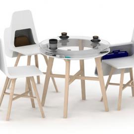 Kaman Tung 设计：防护性桌椅