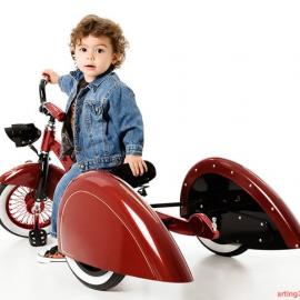 Kustoms Enzo Trike婴孩车