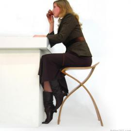 “流”凳子 澳大利亚设计师杨纲