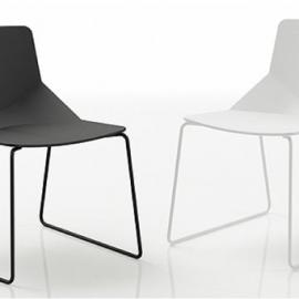 2009米兰家具展：matthias demacker设计的超薄椅