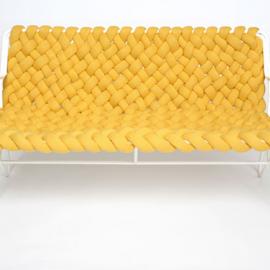 舒适的编织艺术沙发