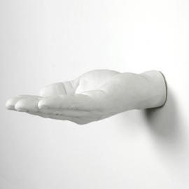 Harry Allen设计：诡异的人手置物架